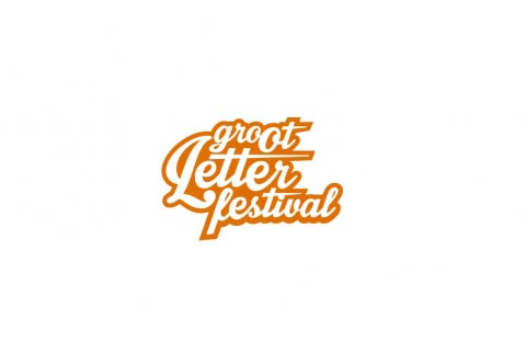 Erik Jan Harmens treedt op tijdens het Groot Letterfestival 2016 - Erik Jan Harmens Erik Jan Harmens treedt op tijdens het Groot Letterfestival 2016 - Erik Jan Harmens