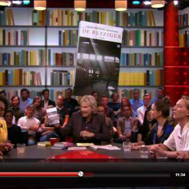 DWDD Boekenpanel: 'De reiziger' van Ulrich Alexander Boschwitz een van vier beste boeken van de maand