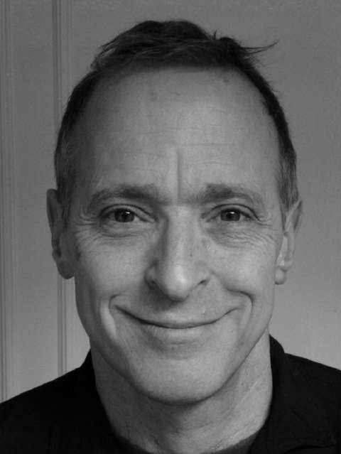 25 september: David Sedaris in Carré, 23 september signeren bij H. de Vries Boeken