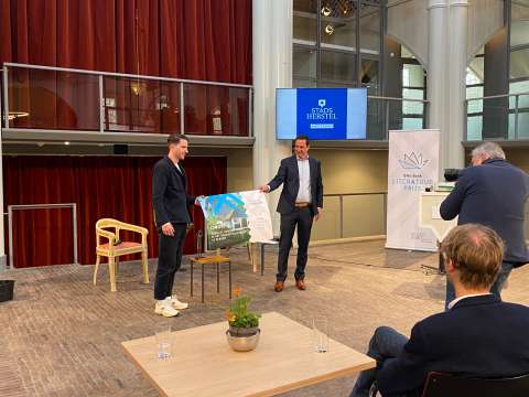 Martijn Simons wint BNG Bank Lezersjuryprijs