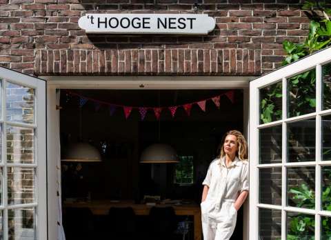 T Hooge Nest Van Roxane Van Iperen 100 Weken In De Bestseller60 Nieuws Events